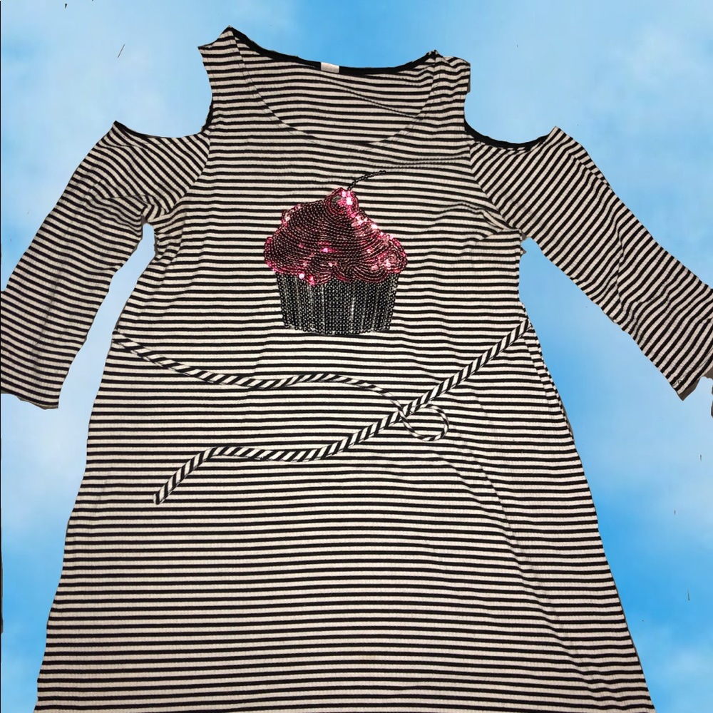 Black and white dress